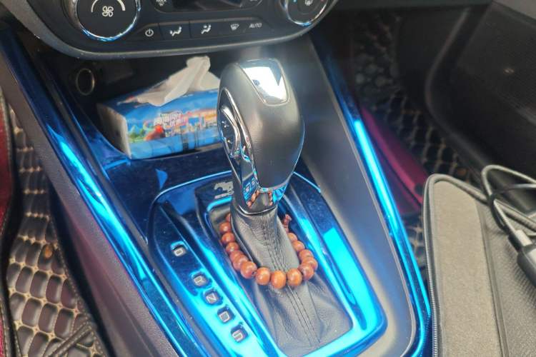 Used Ford Escort 2017 Happiness Edition 1.5L Automatic Fashion Version Gear Lever