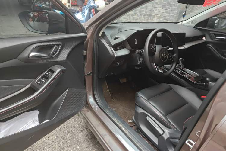 Used MG 5 2021 180 DVVT CVT Youth Luxury Edition