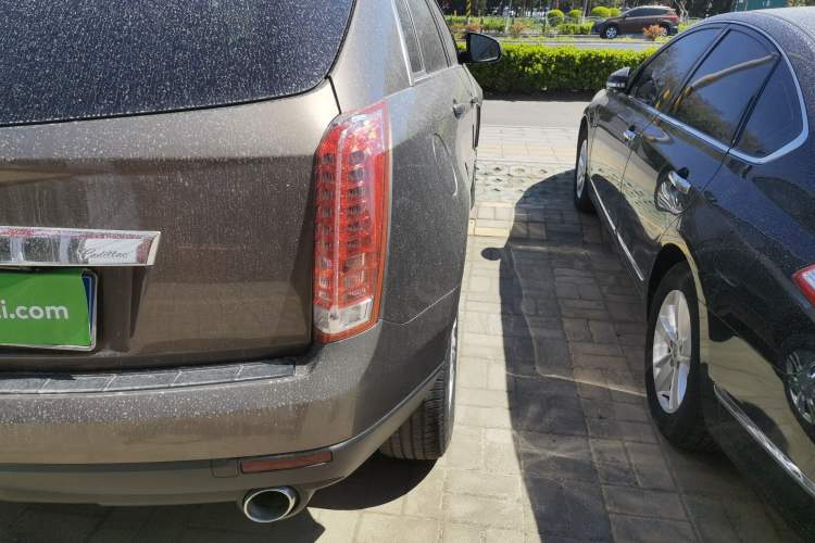 Used Cadillac SRX 2015 3.0L Comfort Version Right Rear Taillight