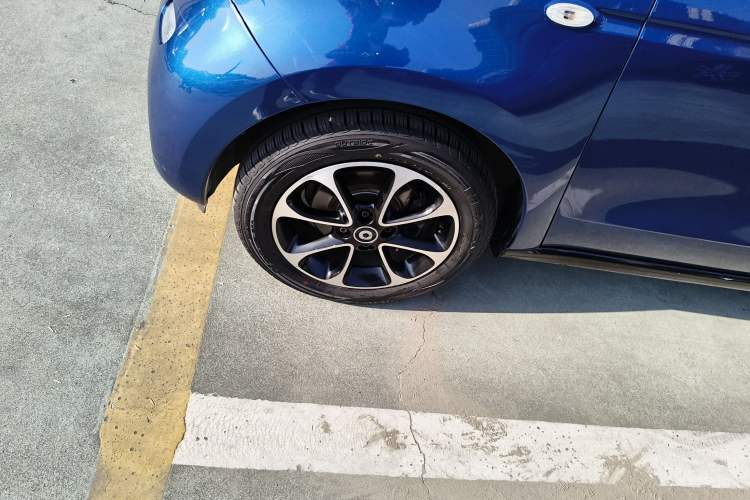 Used smart forfour 2016 1.0L 52 kW Passion Edition