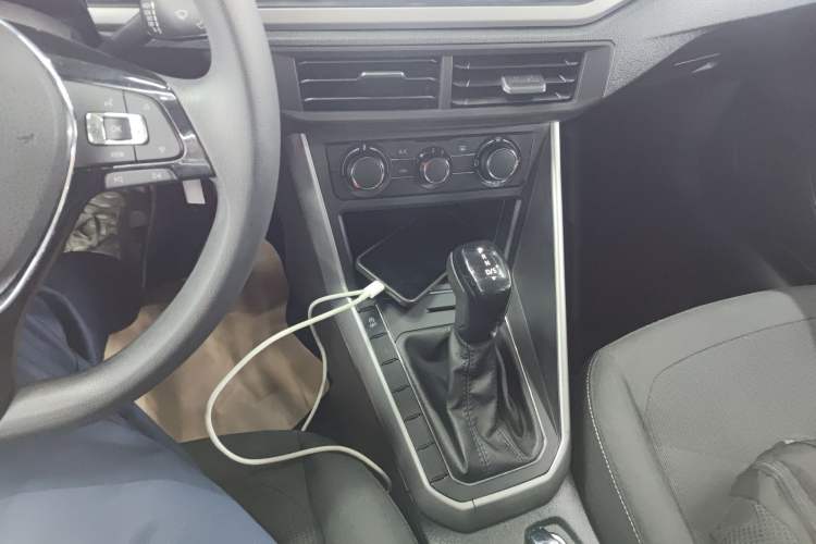 Used Volkswagen Polo 2019 Plus 1.5L Automatic Panoramic Enjoyment Edition Gear Lever