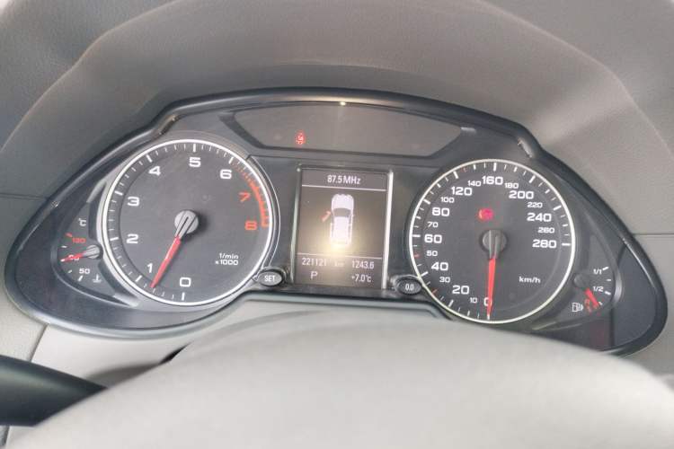 Used Audi Q5 2011 2.0TFSI Comfort Version