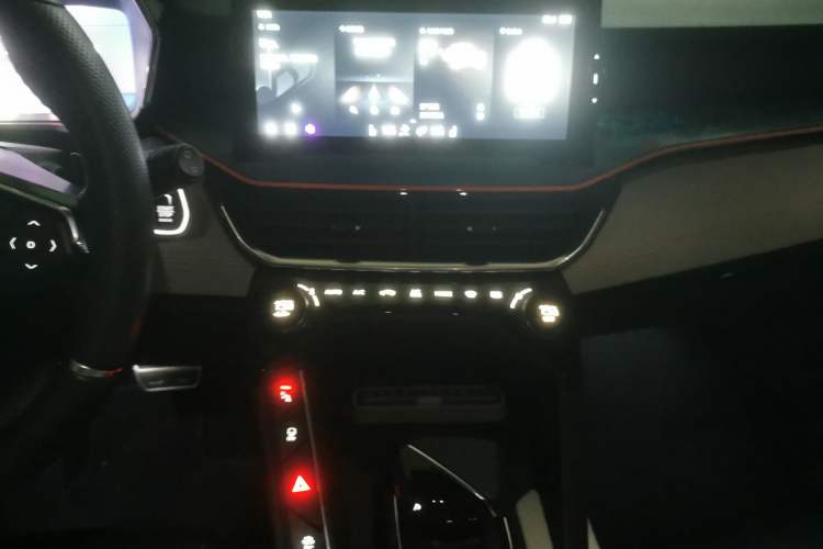 Used Lynk & Co 06 2020 1.5T YAO Halo