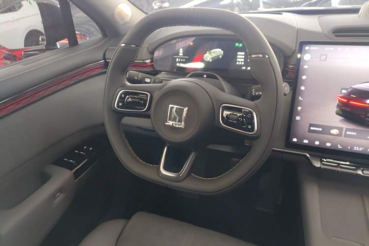 Used Zeekr 7X 2025 100 kWh Long-Range Rear-Wheel Drive with Intelligent Driving Features
