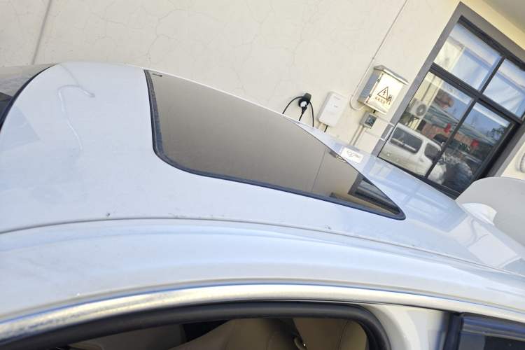 Used BMW 3 Series 2013 320Li Fashion Model Roof