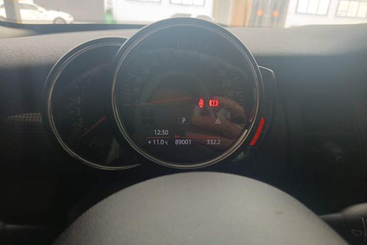 Used MINI 2016 1.5T COOPER Five-Door Edition Instrument Cluster