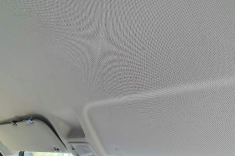 Used Wuling Yangguang 2024 300km Comfort Version with Sealed Windows 60kW
