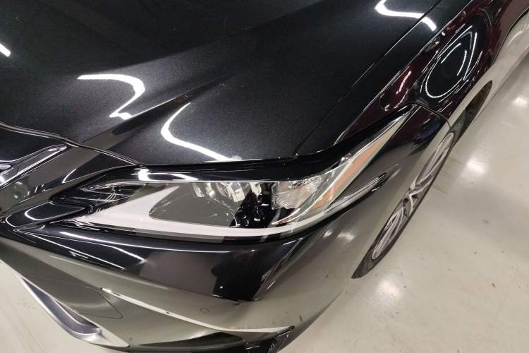 Used Lexus ES 2023 200 Excellence Edition
