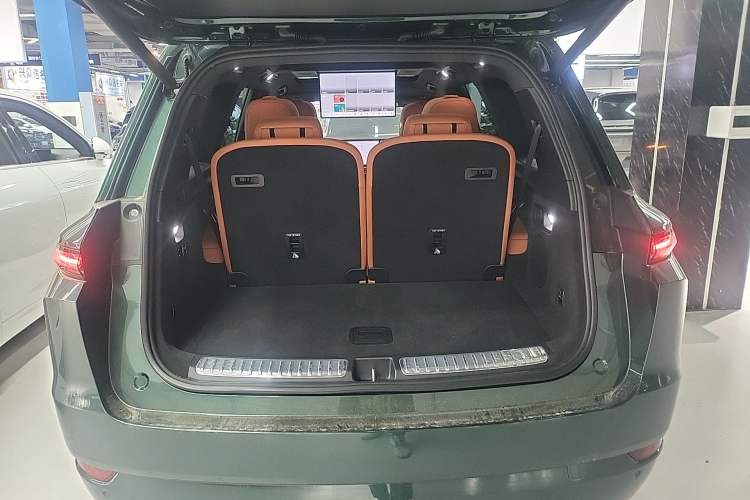 Used Li Auto L9 2025 Ultra Smart Refreshed Edition
