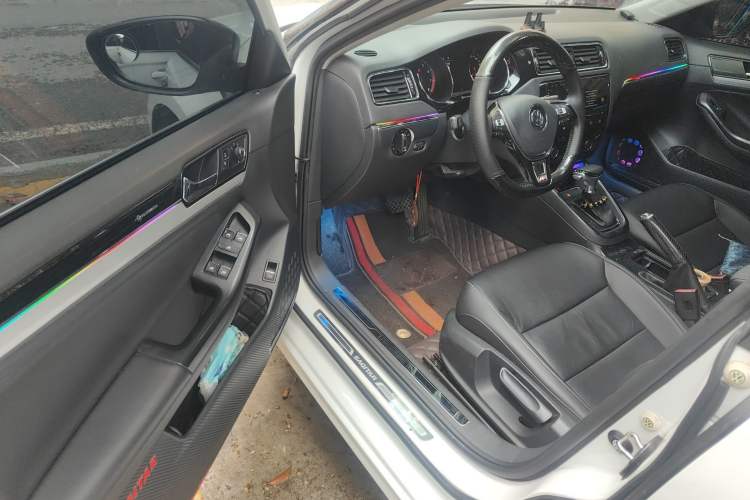 Used Volkswagen Sagitar 2018 280TSI DSG Comfort Model
