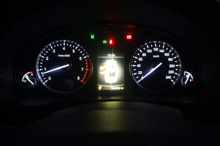 Used Geely Auto Emgrand GT 2015 1.8T Luxury Model
