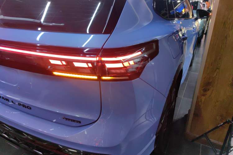 Used Volkswagen Tiguan L 2024 PRO 380TSI Four-Wheel Drive R-Line Prestige Edition
