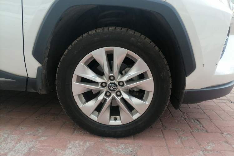 Used Toyota Wildlander 2022 2.0L CVT Two-Wheel Drive Leading Edition