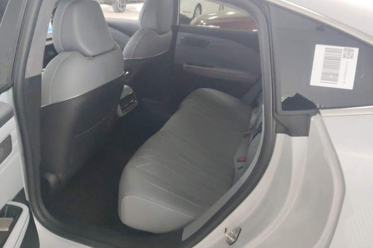 Used Geely Galaxy E8 2025 700 km Long-Range Intelligent Driving Version