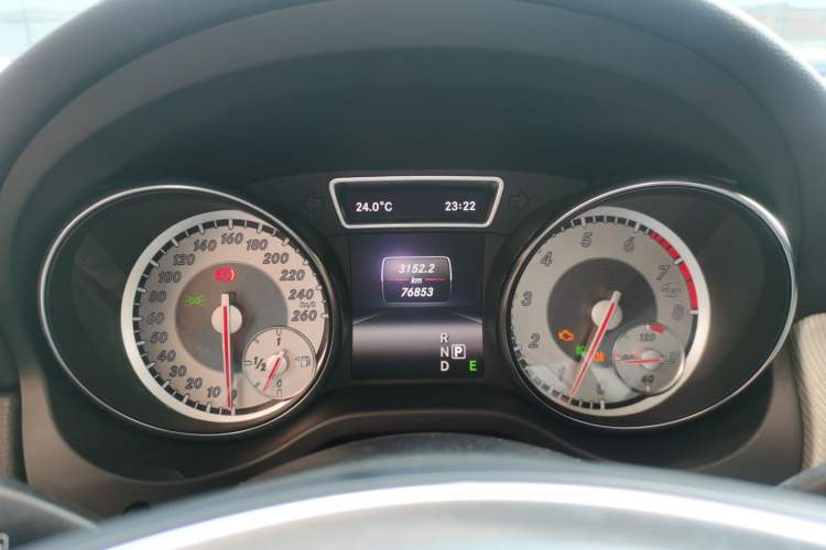 Used Mercedes-Benz GLA 2015 GLA 200 Fashion Model Instrument Cluster