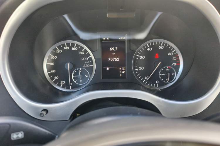 Used Mercedes-Benz Vito 2016 2.0T Business Edition