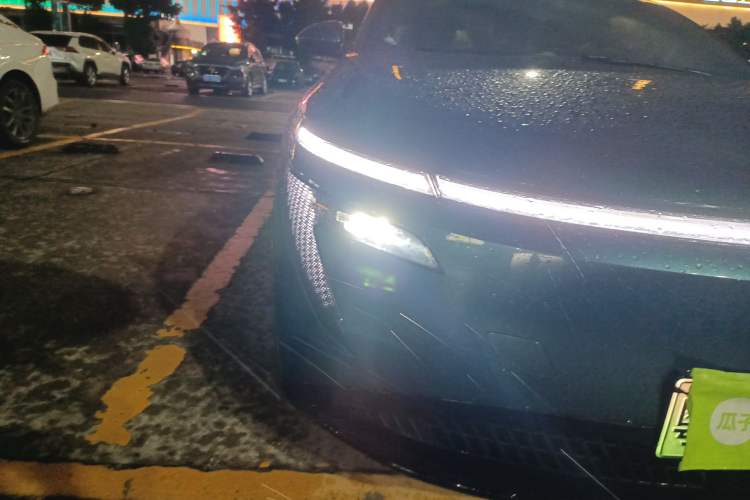 Used Nissan N7 2025 510 Pro Right Front Headlight