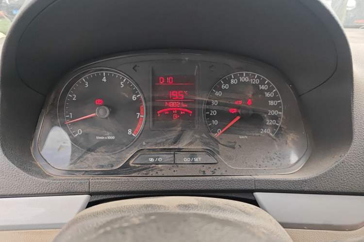 Used Volkswagen Jetta 2013 1.4L Manual Comfort Model
