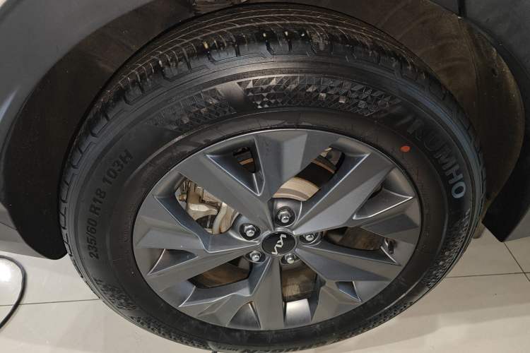 Used Kia Sportage (Chinese Domestic Model) 2023 1.5T Two-Wheel Drive Prestige Edition Right Rear Wheel Hub