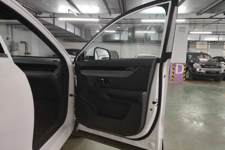 Used JETOUR Shanhai L6 2024 1.5TD DHT ULTRA