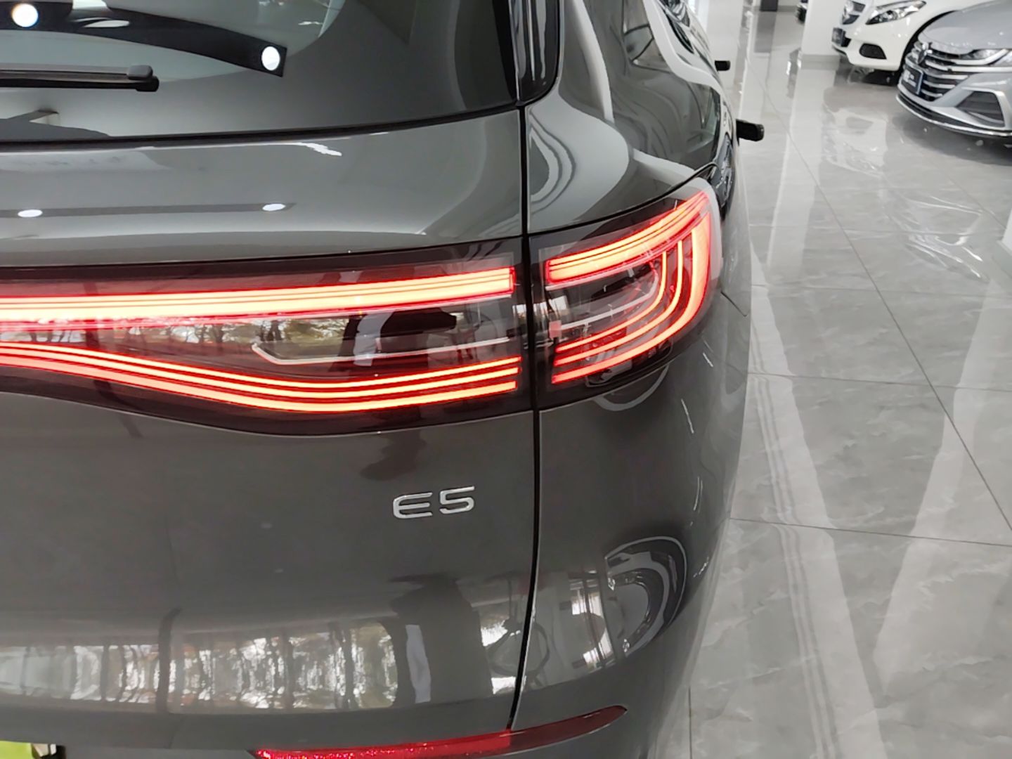 Geely Galaxy E5 2026 Model 610km Exploration+ Edition — снимка 9