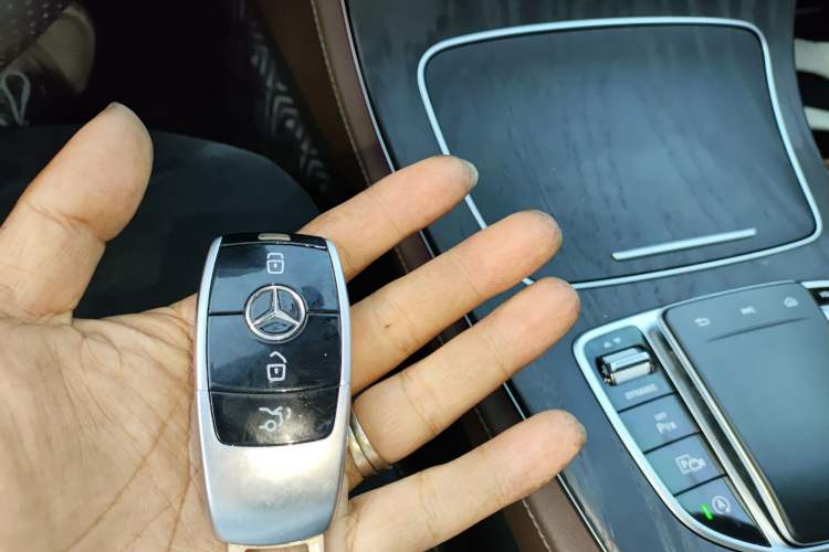 Used Mercedes-Benz E-Class 2020 Facelift E 300 L Stylish Edition