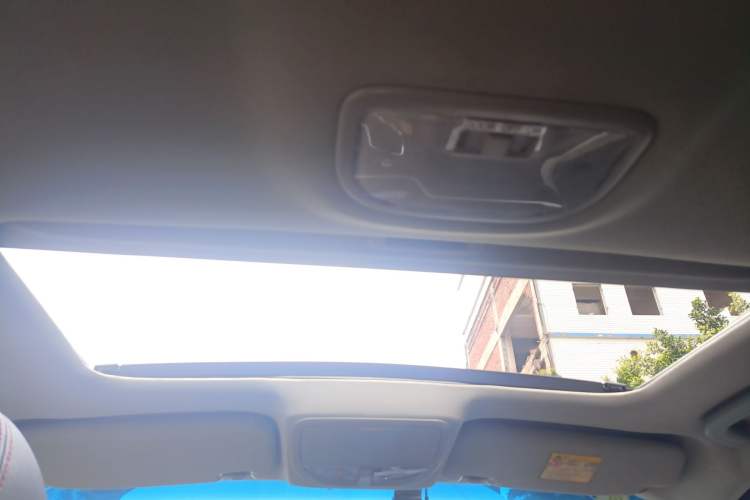 Used Geely Auto Emgrand 2015 Sedan 1.5L Manual - Top Trim Level
