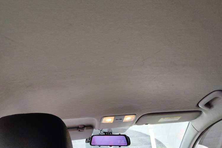 Used Hyundai Verna (new generation) 2016 1.4L Automatic Cool Edition GLS Headliner