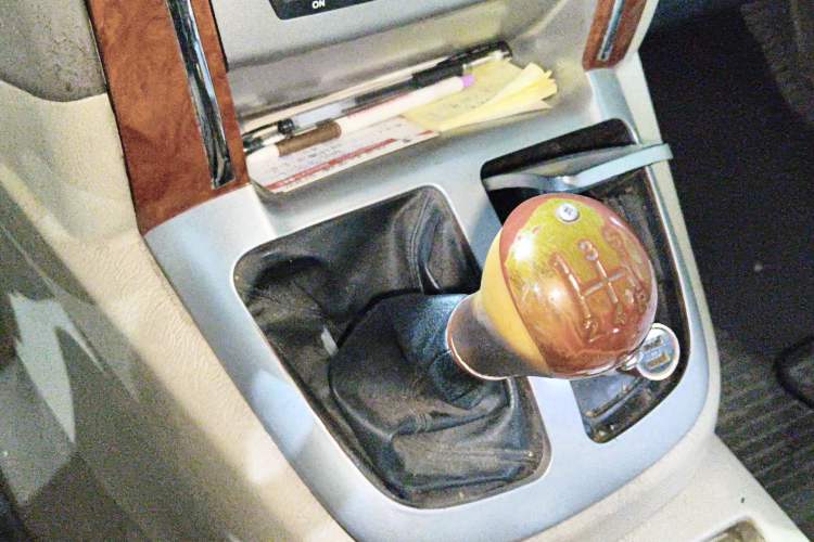 Used Foton MP-X E 2014 2.0L Wealth Express Classic Edition 4Gi-VVT