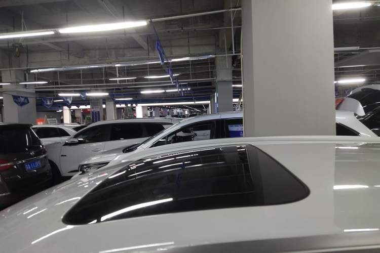 Used Geely Auto Coolray 2021 1.4T DCT Platinum Edition Roof