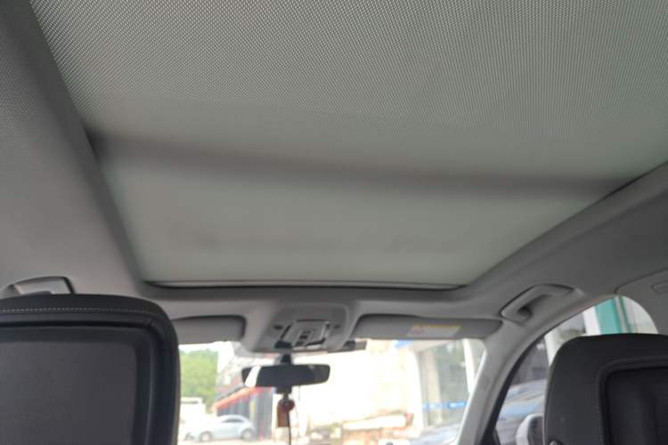 Used Audi A4L 2020 40 TFSI Luxury Dynamic Model Headliner