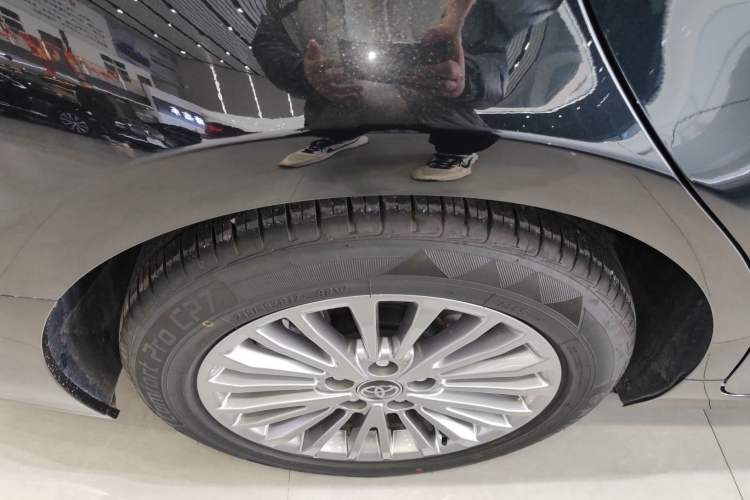 Used Toyota Camry 2024 Dual-Motor 2.0 HGVP Luxury Edition Right Rear Wheel Hub