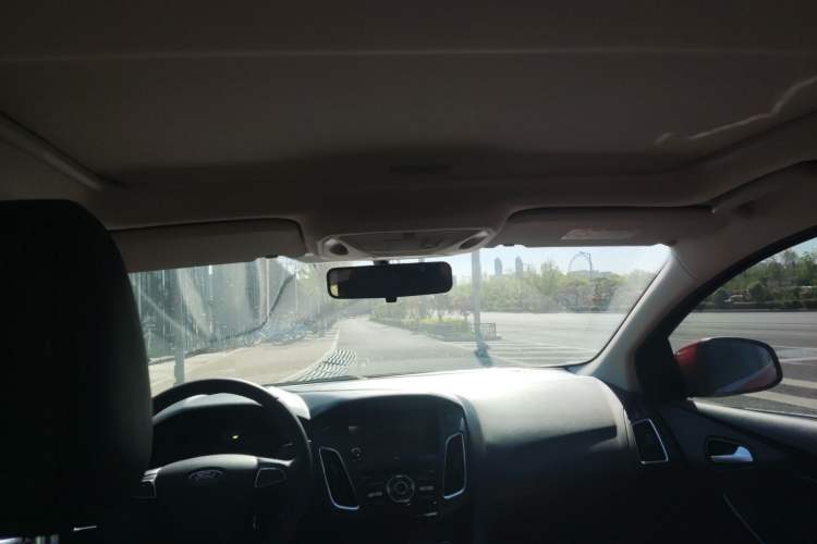 Used Ford Focus 2018 Sedan Classic 1.6L Automatic Trendy SmartDrive Edition