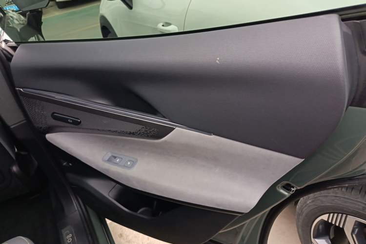 Used Lynk & Co 08 EM-P 2023 220km All-Wheel-Drive Performance Halo