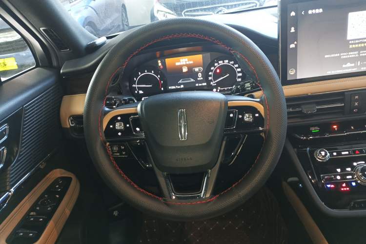 Used Lincoln Corsair 2021 2.0T Two-Wheel-Drive Luxury Edition