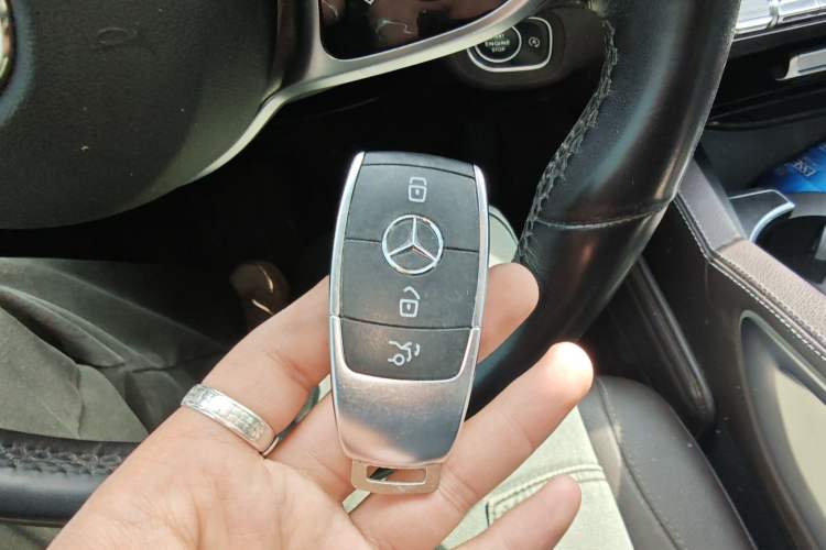 Used Mercedes-Benz GLE 2022 GLE 350 4MATIC Stylish Model Vehicle Key