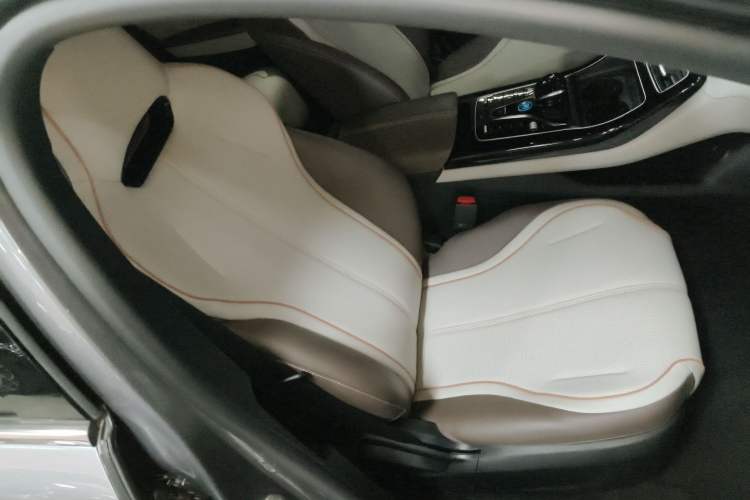 Used BYD Qin PLUS 2024 Honor Edition EV 510KM Leading Model