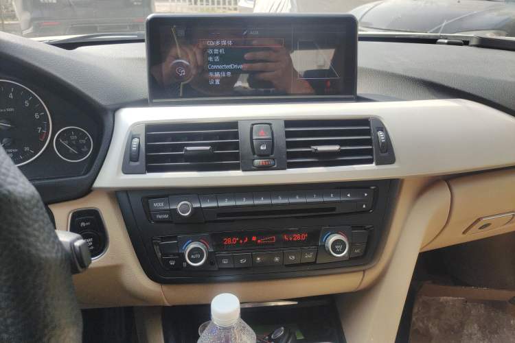 Used BMW 3 Series 2013 320Li Fashion Model
