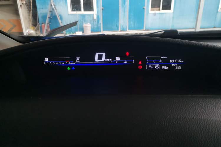 Used Honda Jade 2016 1.8L Automatic Comfort Elite Version 5 Seats
