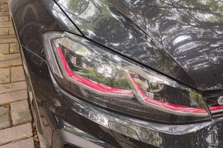 Used Volkswagen Golf GTI 2018 2.0 TSI GTI Right Front Headlight