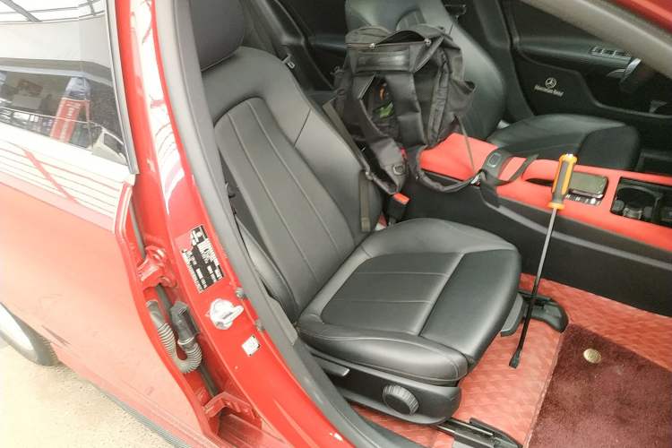 Used Mercedes-Benz A-Class 2022 Restyled A 200 L Sport Sedan Fashion Version Right Front Seat