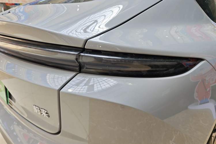 Used Nio ET5 2024 75 kWh Right Rear Taillight