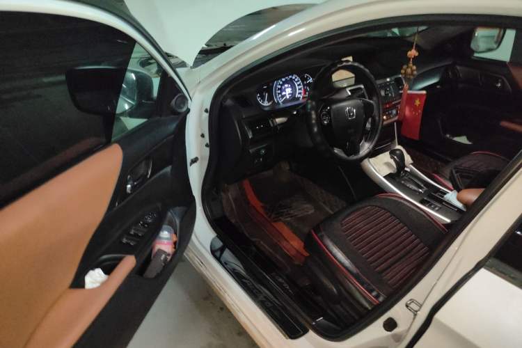 Used Honda Accord 2015 2.0L LX Comfort Edition
