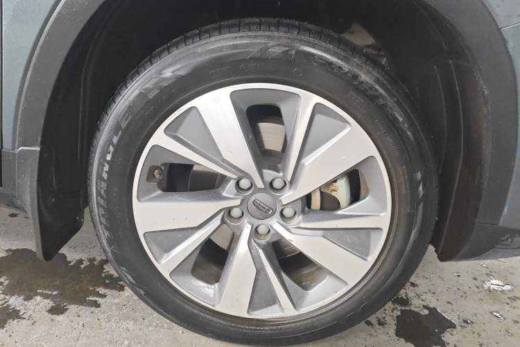 Used Geely Auto Haoyue 2020 1.8TD DCT Luxury Model 5 Seats Right Front Wheel Hub