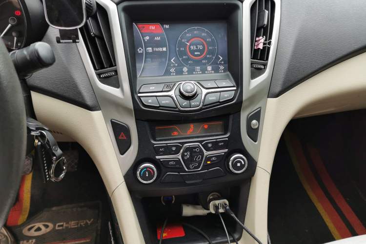 Used Chery Arrizo 7 2013 1.6L Manual Zhi Ling Edition