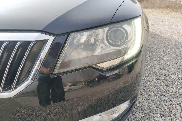 Used Skoda Superb 2013 1.4 TSI DSG Prestige Edition
