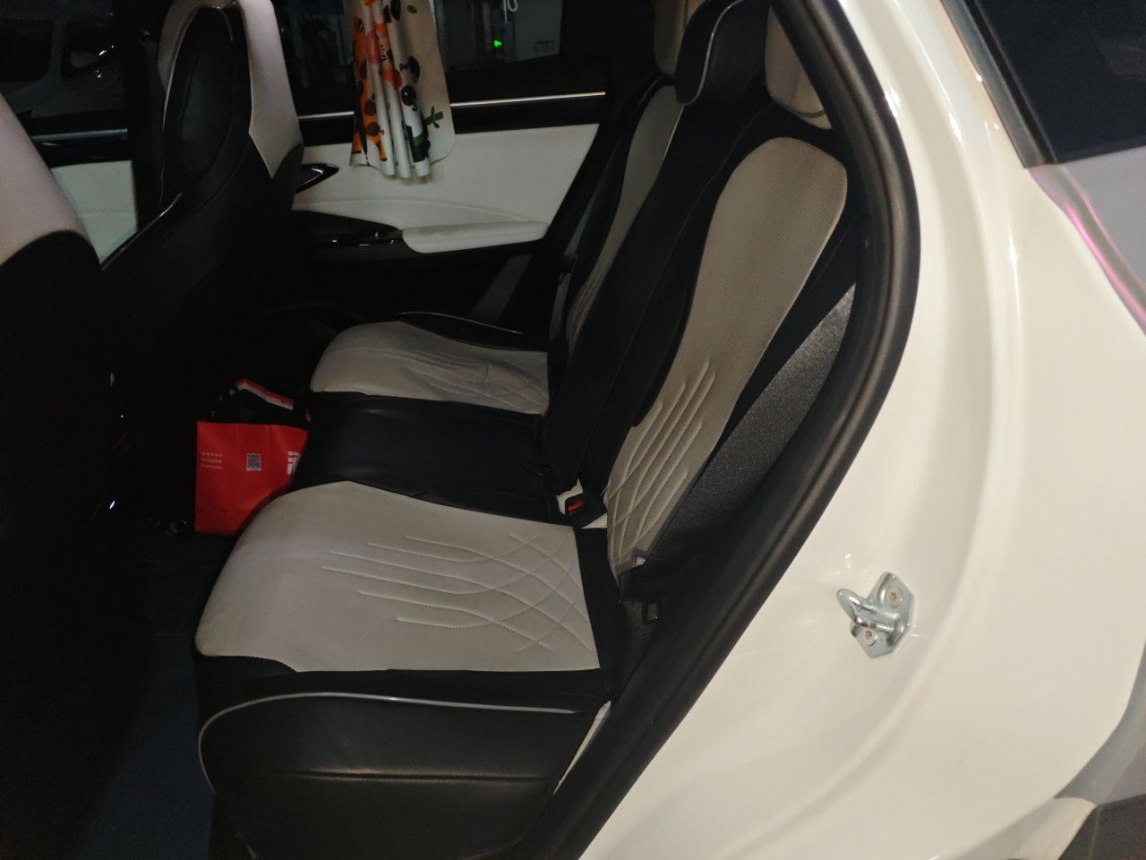 Geely Galaxy L7 2023 1.5T 115 km Starship — снимка 17