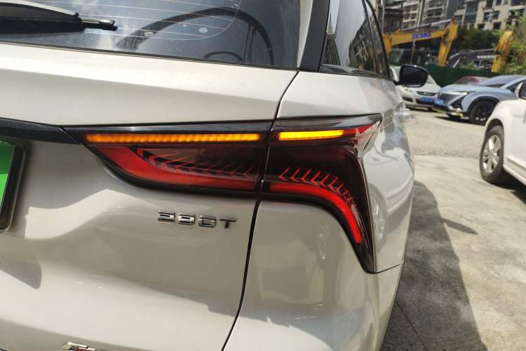 Used CHANGAN CS75 PLUS 2021 1.5T Automatic Prestige Model