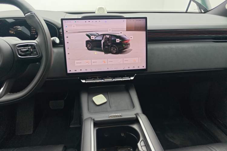 Used Zeekr 7X 2025 100 kWh Long-Range Rear-Wheel Drive with Intelligent Driving Features