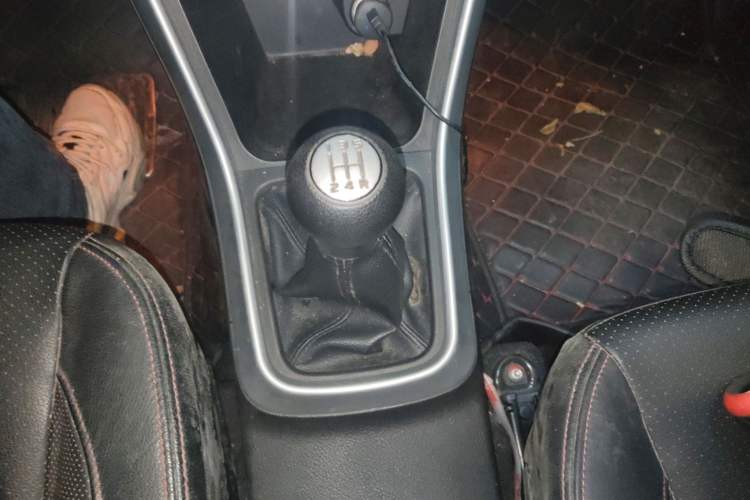 Used Suzuki S-Cross 2014 1.6L Manual Two-Wheel Drive Elite Model